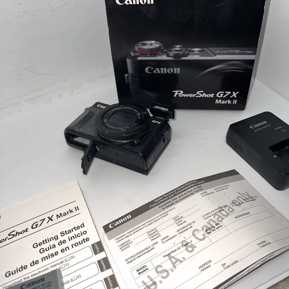 Canon - PowerShot G7 X Mark II 20.1-Megapixel Digital Video Camera - Black